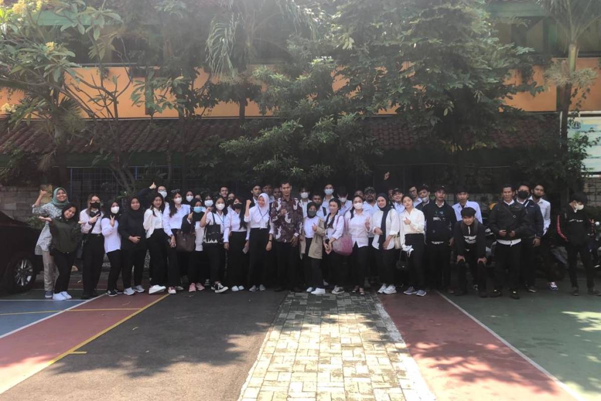 Siswa Selesai Ujian